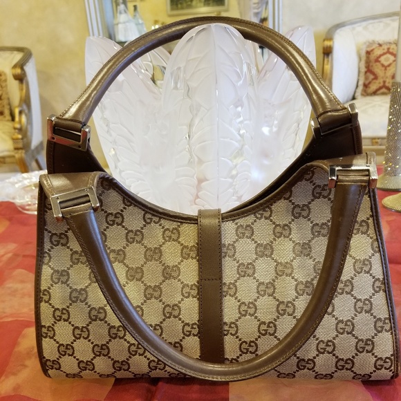 Gucci purse - Picture 1 of 2